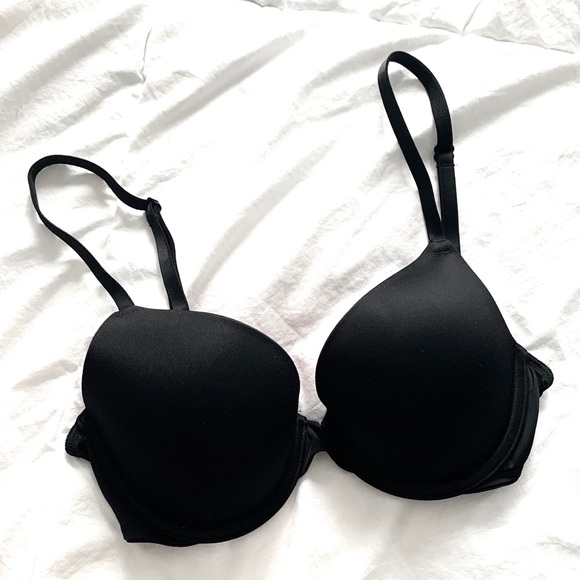PINK Victoria’s Secret Black Underwire Push up Bra